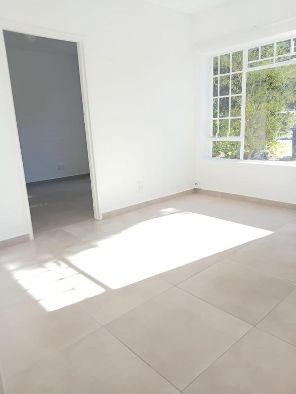 To Let 1 Bedroom Property for Rent in Bergvliet Western Cape